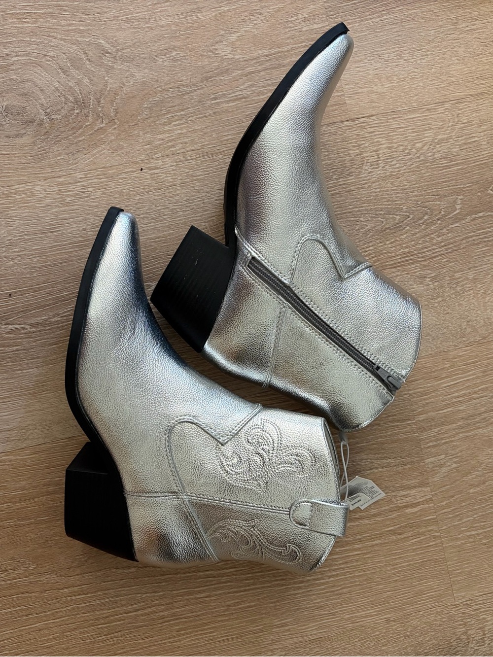 Old Navy Metallic Silver Western Ankle Boots